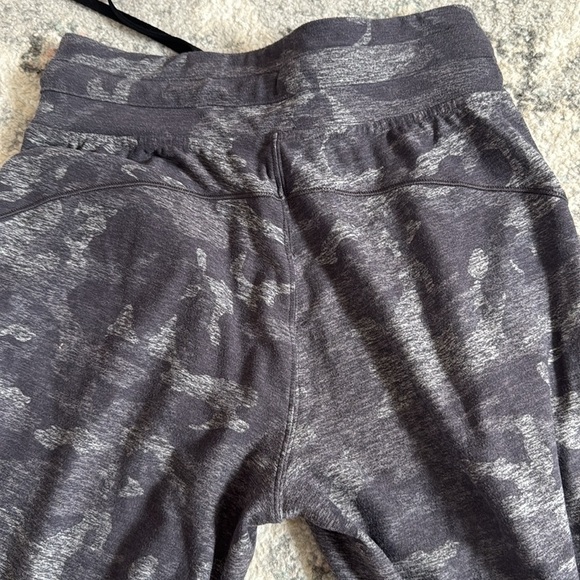 Lululemon Ready To Rulu Pant in Incognito Camo HTR Black / Black - Picture 9 of 9
